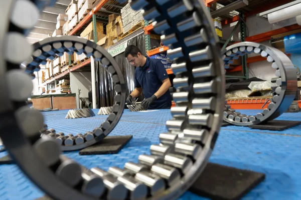 Marco Partidas, ABS Quality Engineer, working on ACB bevel gears, which are key components in gearboxes.